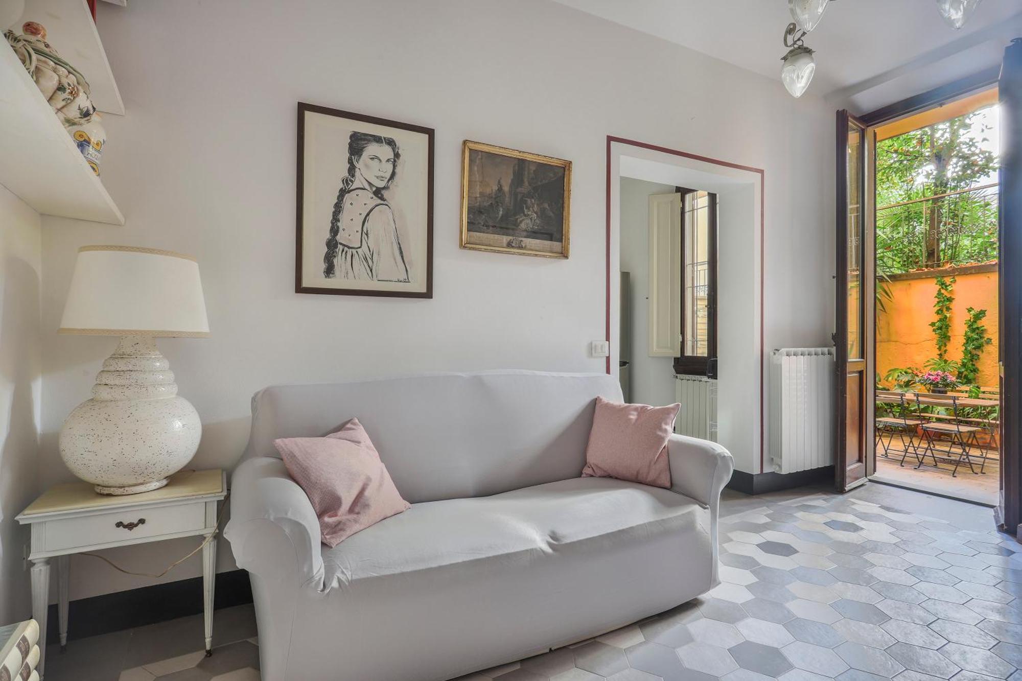 One-Bedroom Apartment With Patio Флоренція Екстер'єр фото